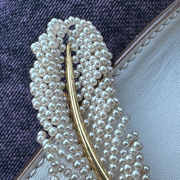 Vintage Faux Pearl Leaf Statement Brooch - Picture 4 of 7